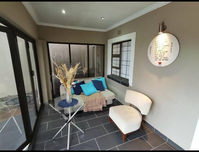 2 BEDROOM PROPERTY TO RENT IN ASHLEY